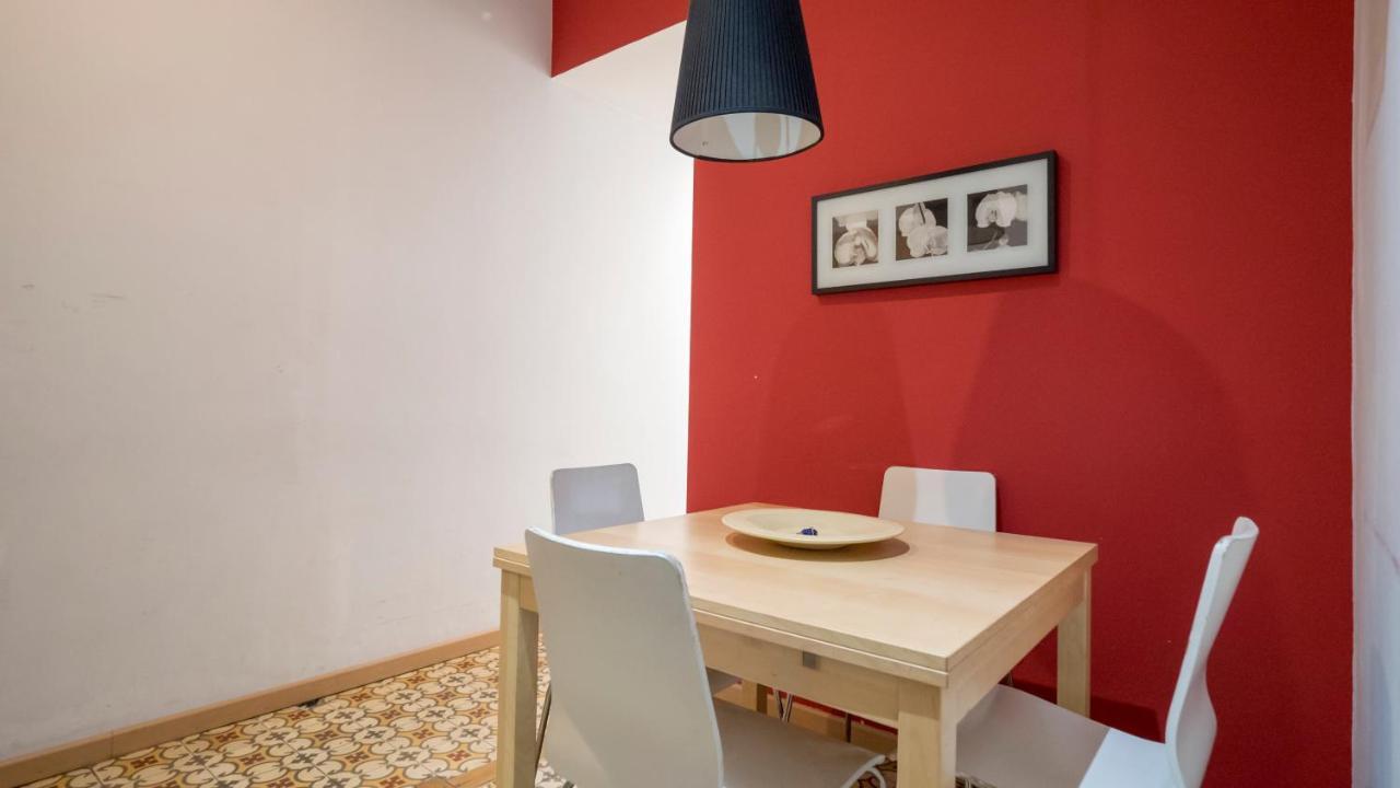 Apartamento Entenca برشلونة المظهر الخارجي الصورة